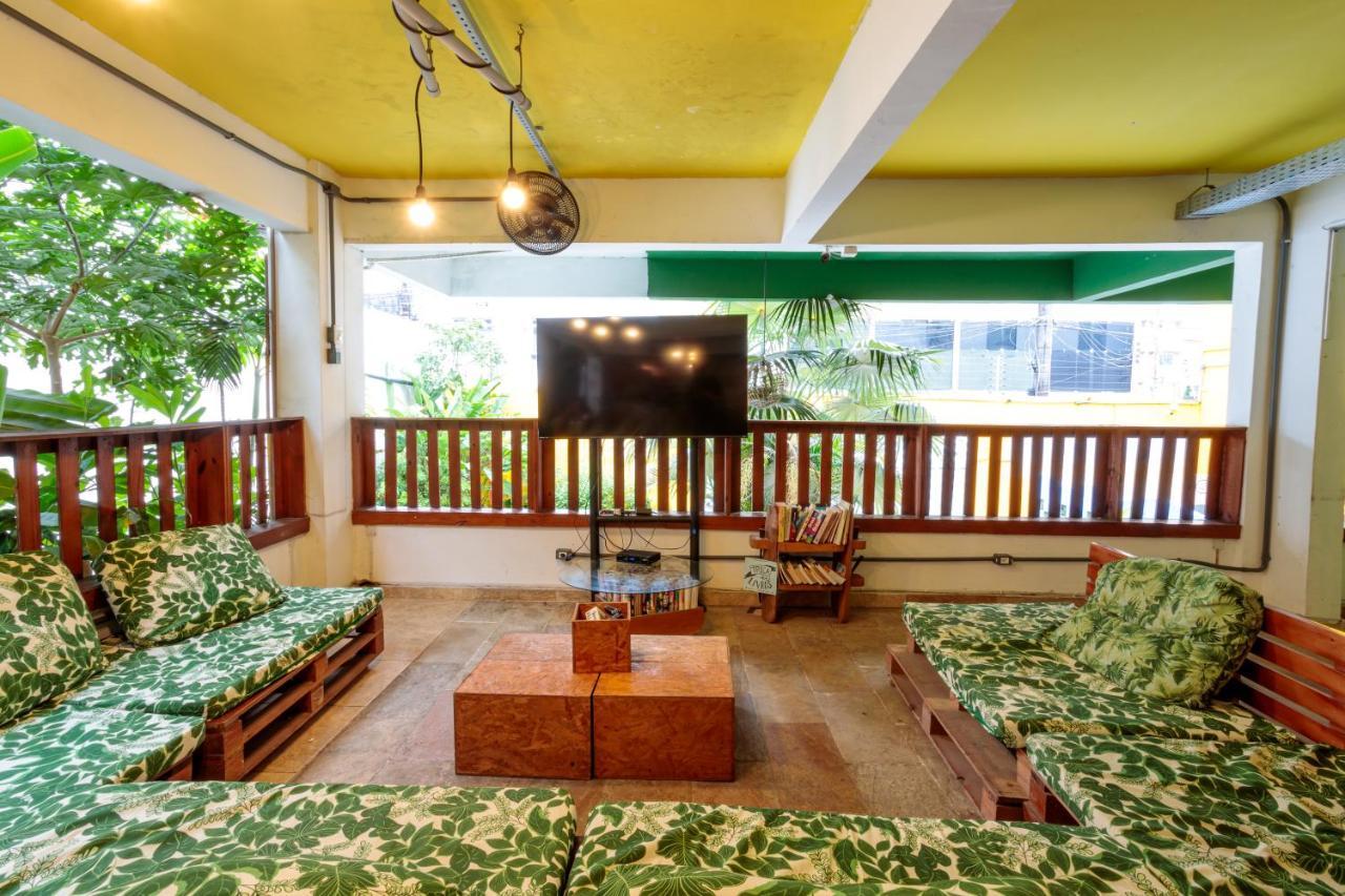 Local Hostel Nin Ngoại thất bức ảnh
